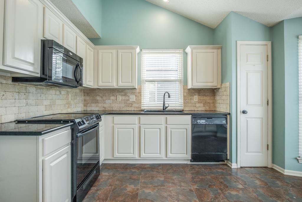 441 SE Ashton Drive — photo 11