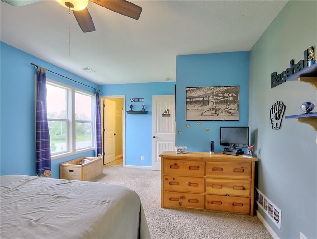 312 SE M AA Highway — photo 15
