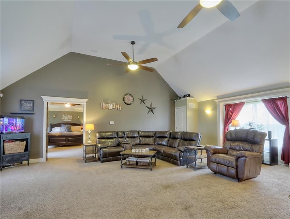 312 SE M AA Highway — photo 10