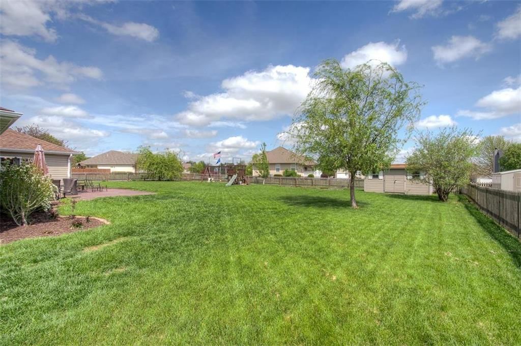 801 S SUNSET Lane — photo 3