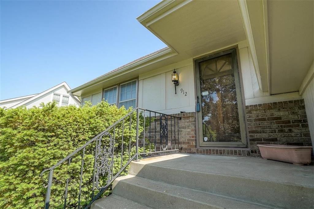 912 SE 5th Terrace — photo 3