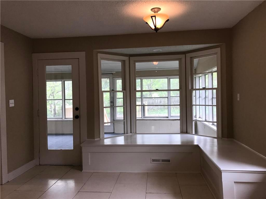 8932 Hunter Street — photo 5