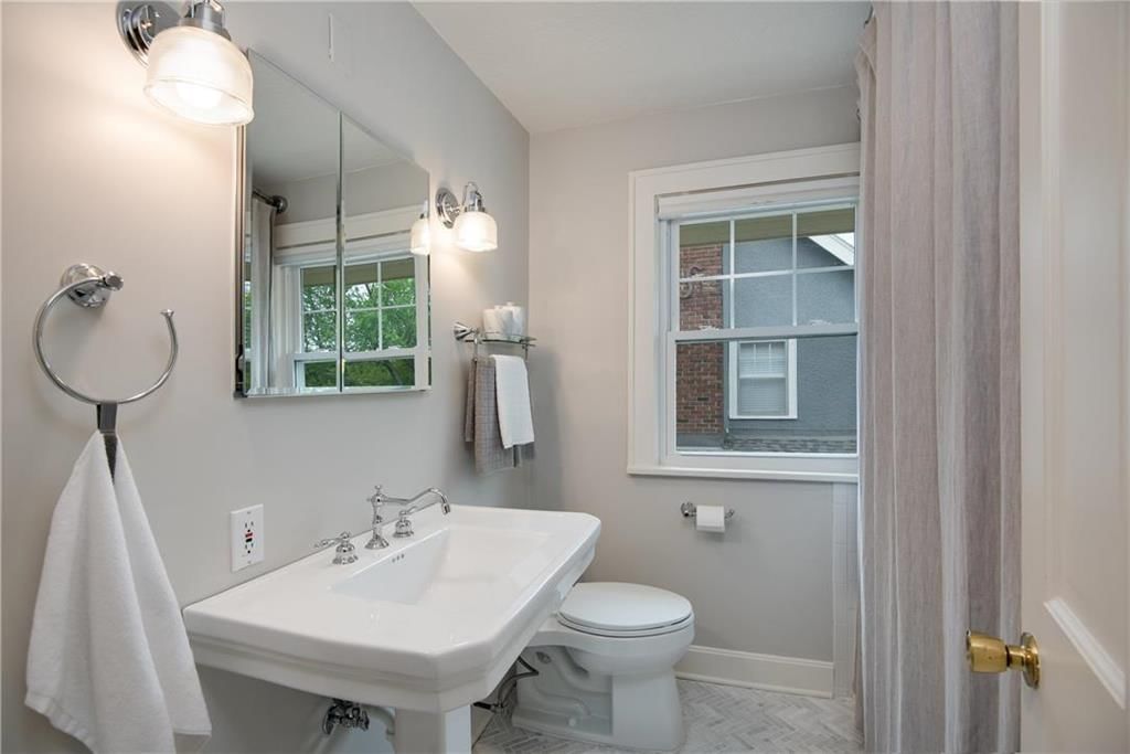 108 W 69th Terrace — photo 15