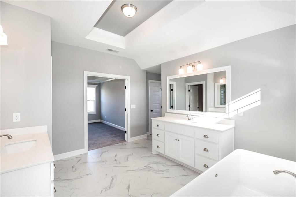 18028 W 164th Terrace — photo 13