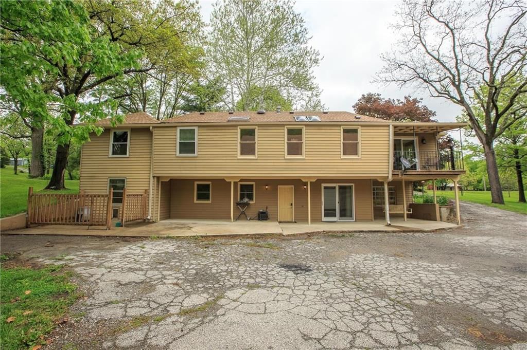 23601 E OLD TWYMAN Road — photo 21