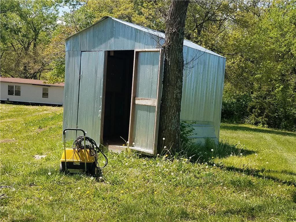 2502 S DILLINGHAM Road — photo 11