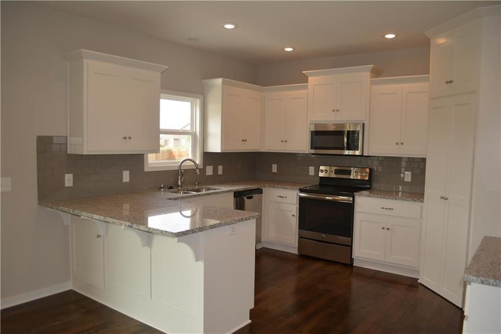 10020 N Farley Avenue — photo 9
