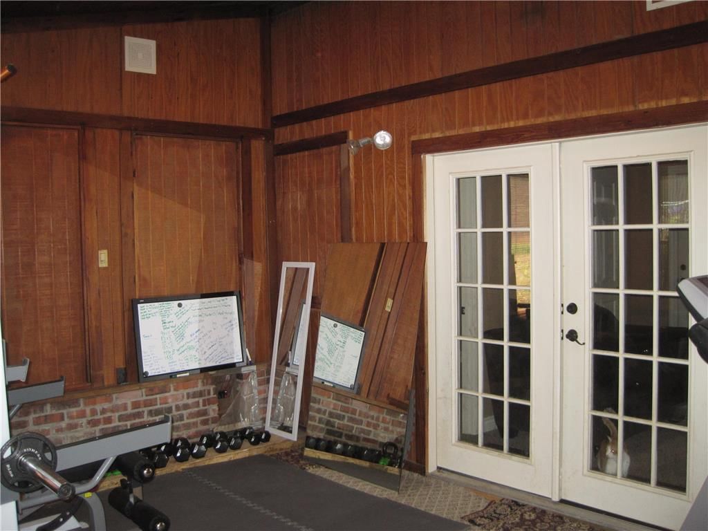 802 E Northview Street — photo 13