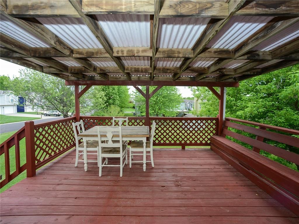 105 Brent N/A — photo 16