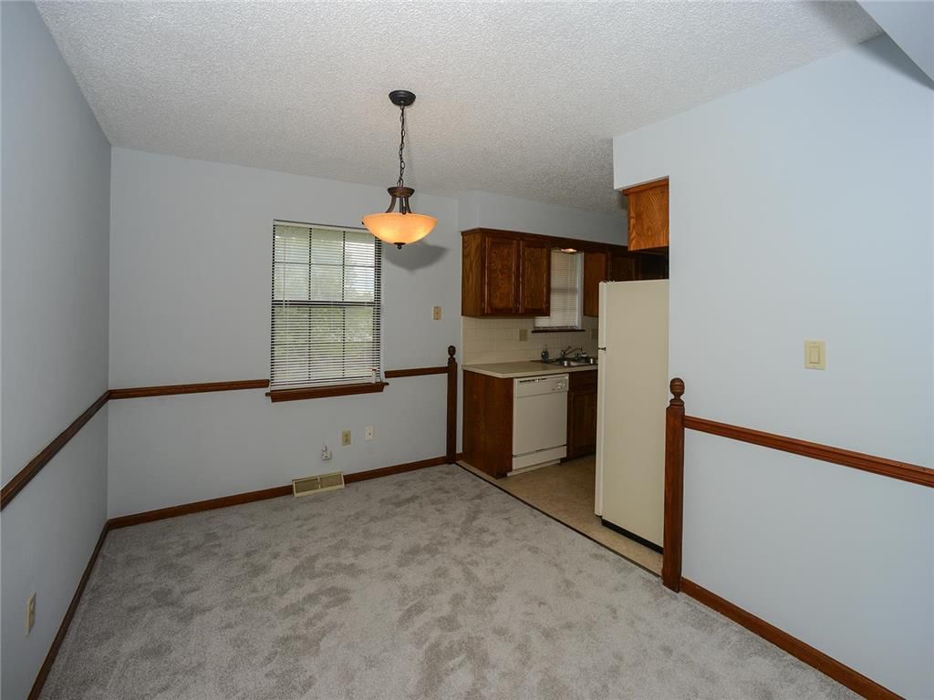 105 Brent N/A — photo 5