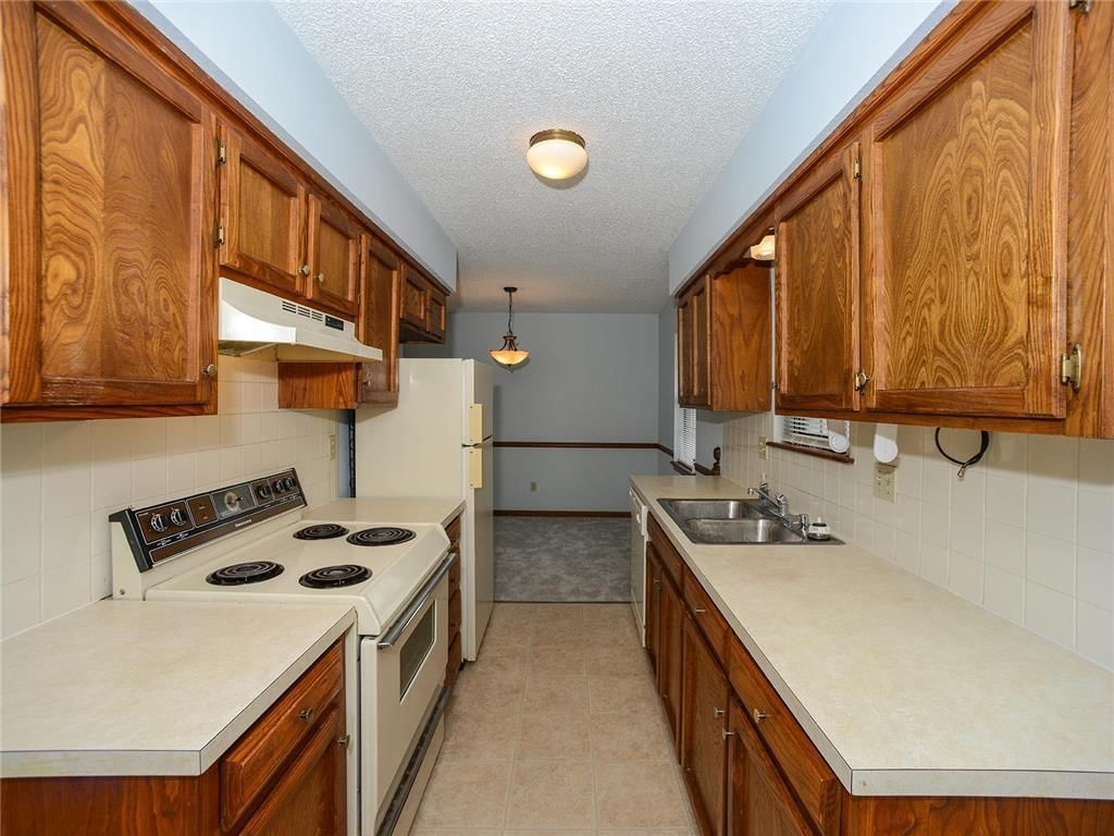 105 Brent N/A — photo 7