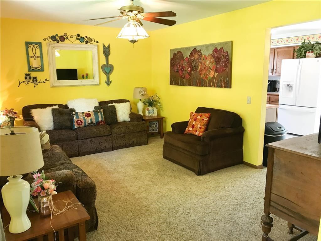 3202 Locust Street — photo 3