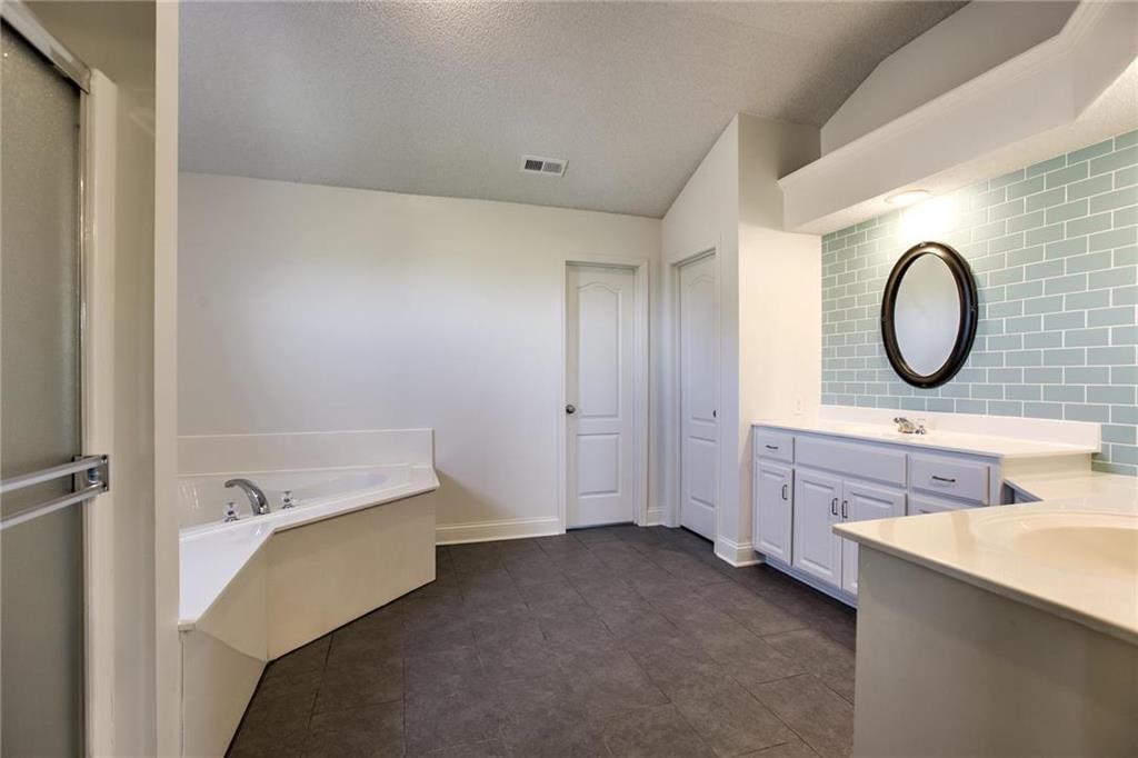 16532 Lyons Street — photo 18
