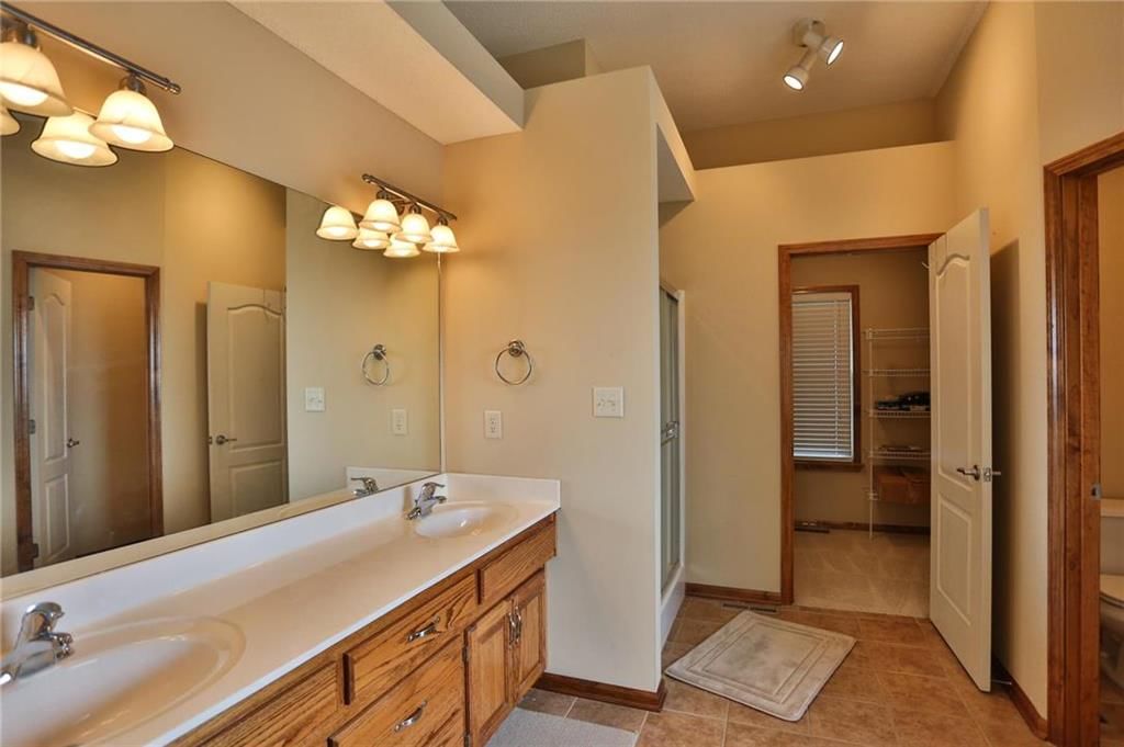 1915 NW Hedgewood Drive — photo 13