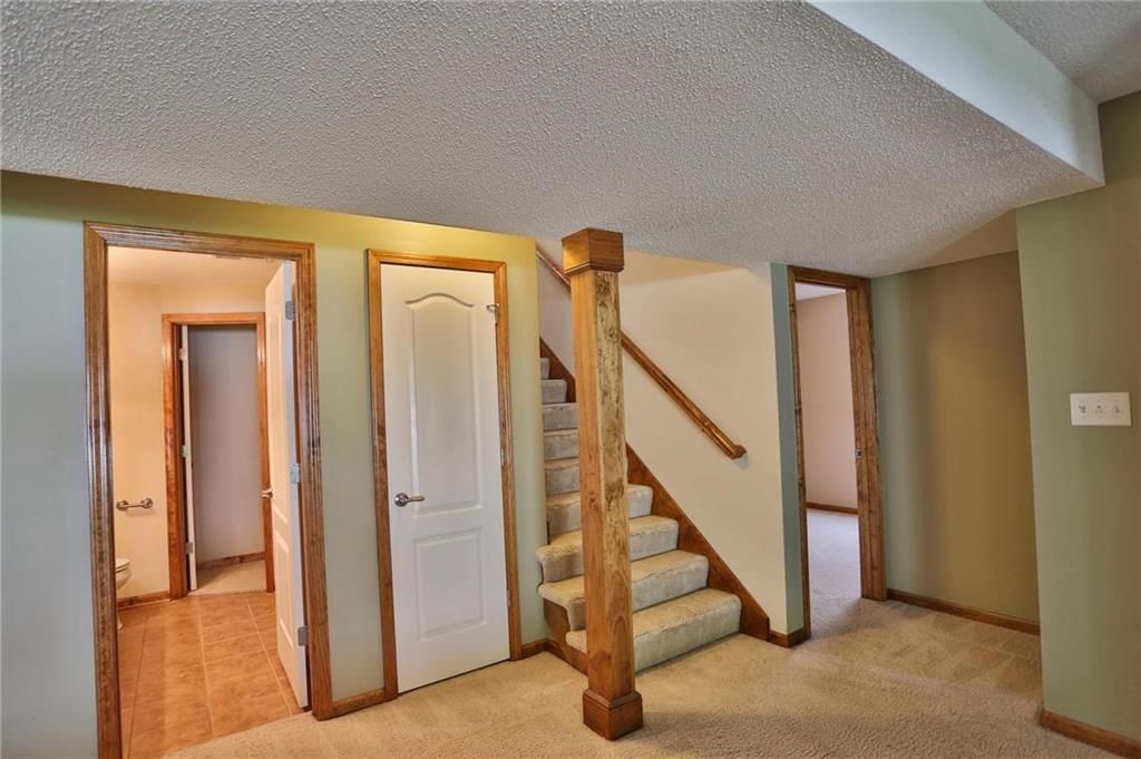 1915 NW Hedgewood Drive — photo 15