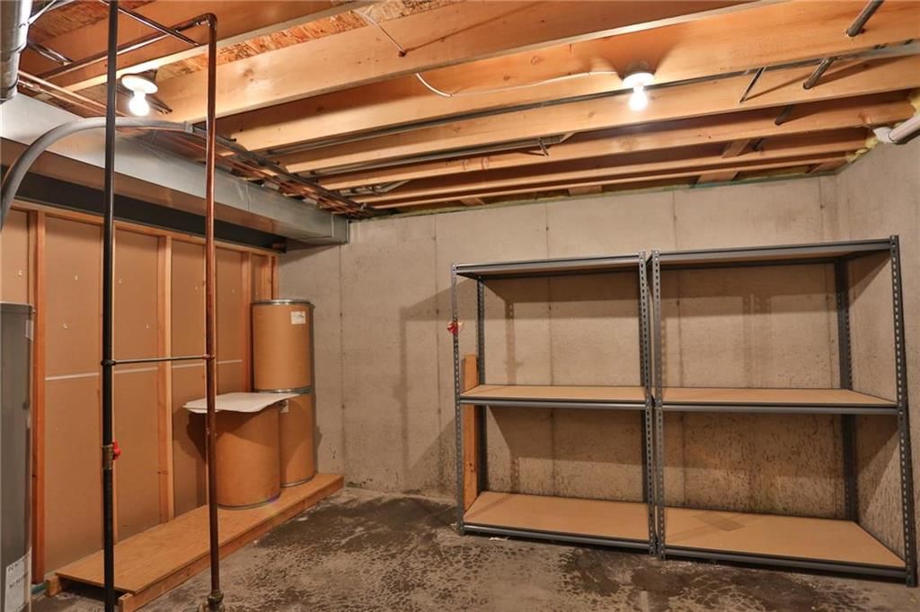 1915 NW Hedgewood Drive — photo 23