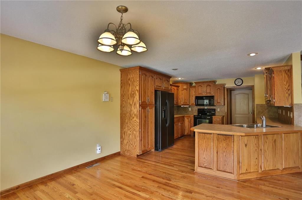 1915 NW Hedgewood Drive — photo 6