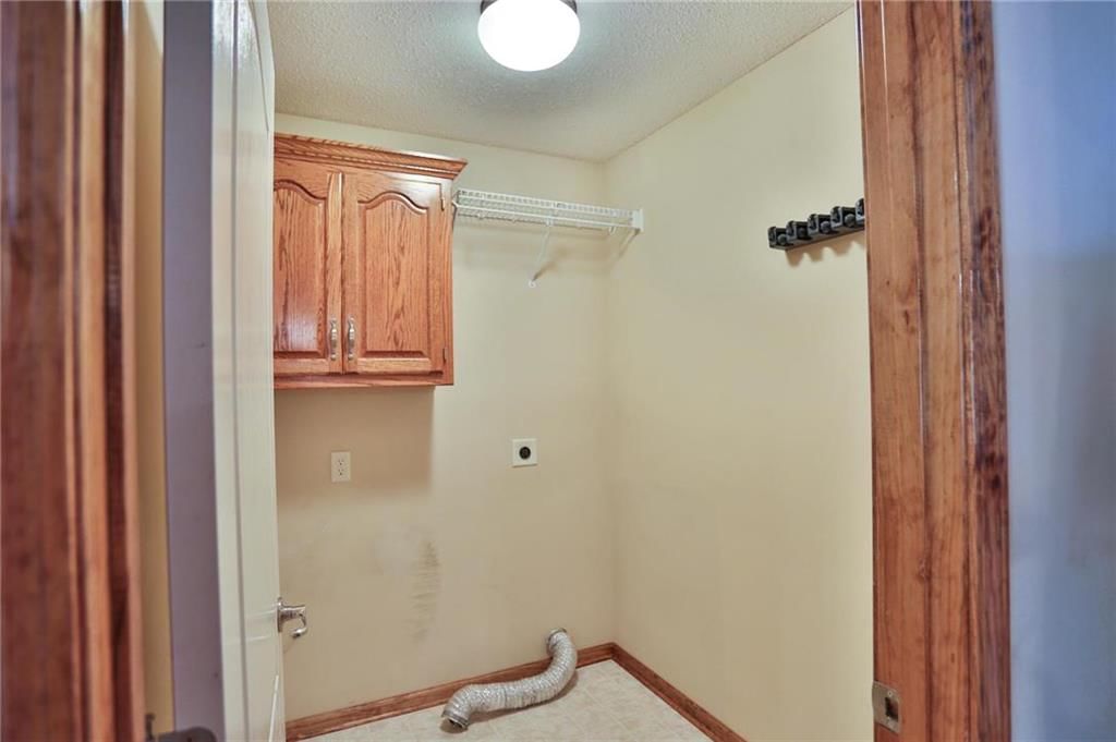 1915 NW Hedgewood Drive — photo 9