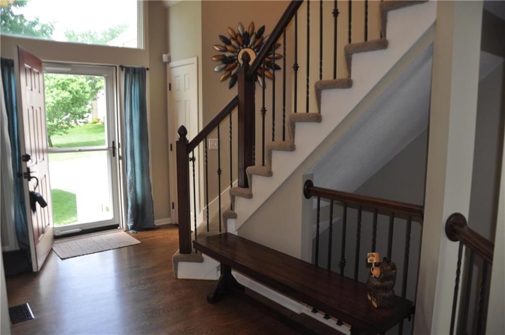 2612 SW 10th Street — photo 3