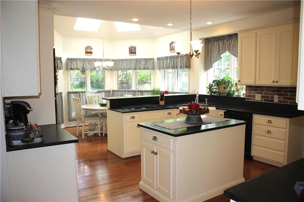 501 Hummingbird Court — photo 12