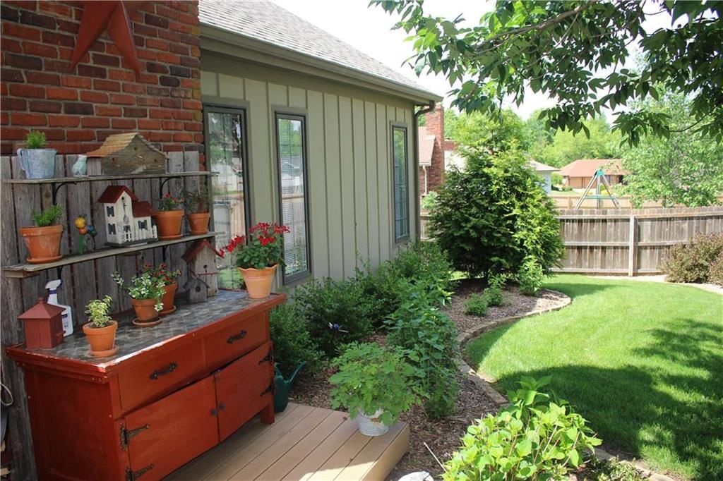 501 Hummingbird Court — photo 23