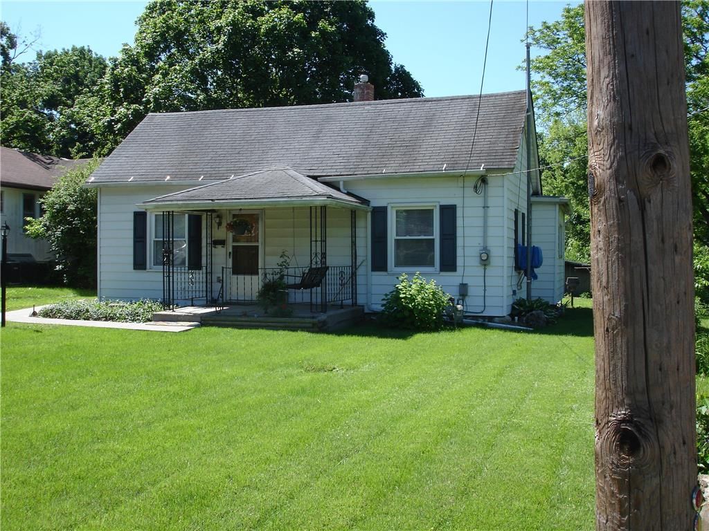 9619 E 9th Street — photo 2