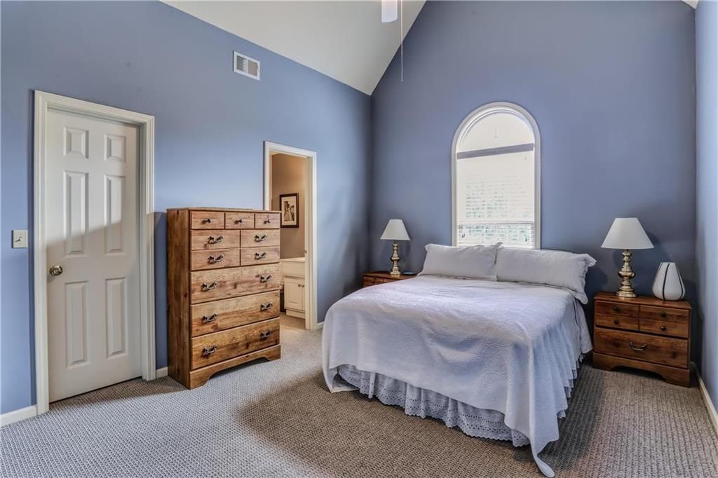 2516 SW Winterview N/A — photo 15