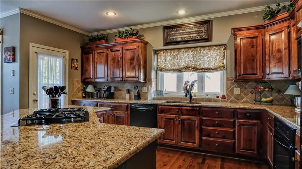2516 SW Winterview N/A — photo 9