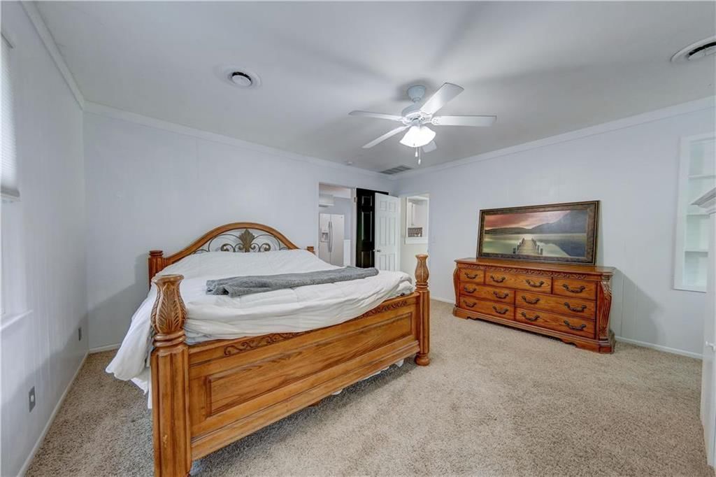 13208 Logan Lane — photo 14