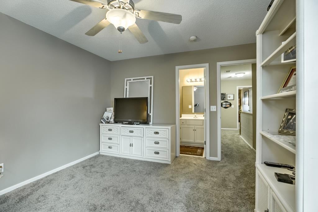 5516 N Broadway Avenue — photo 19