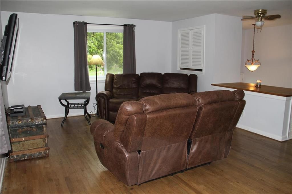 1946 S 21st Court — photo 6