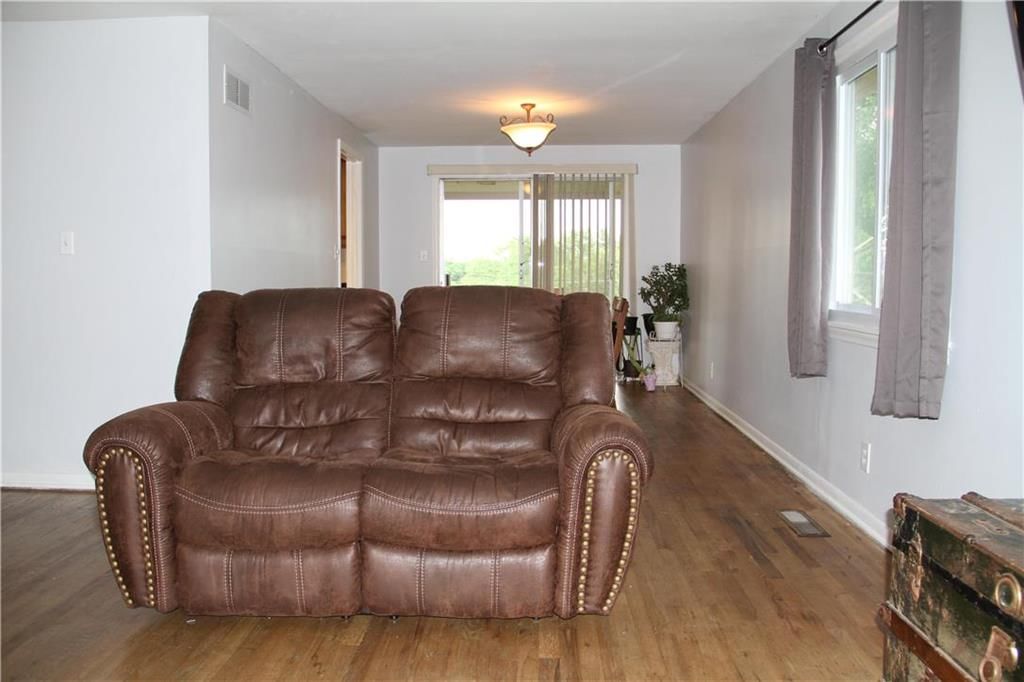 1946 S 21st Court — photo 7