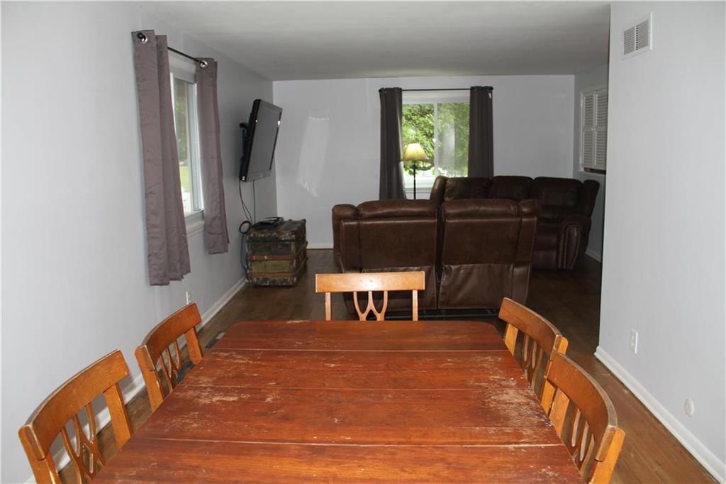 1946 S 21st Court — photo 8