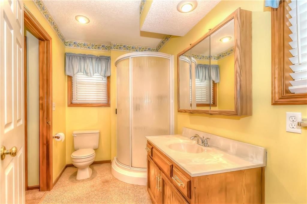 5706 N Harden Street — photo 13