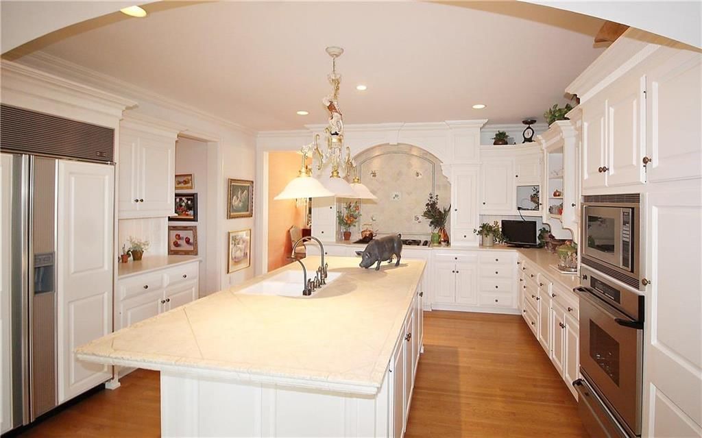 2848 W 111th Terrace — photo 9