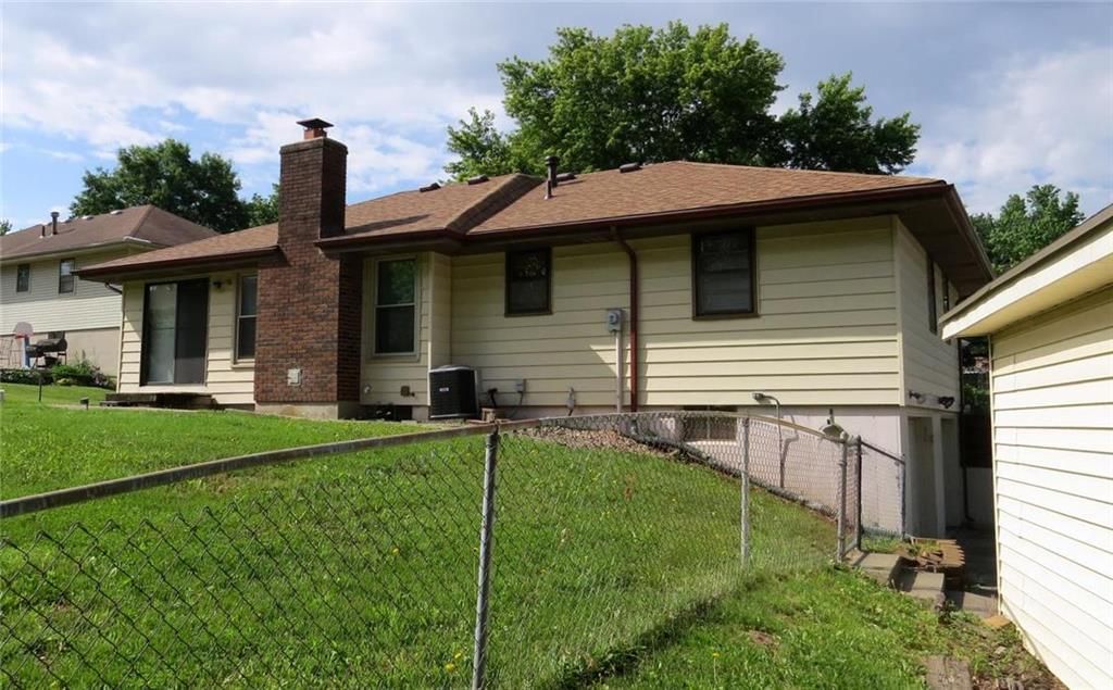 19004 E 19th Street North Court — photo 16