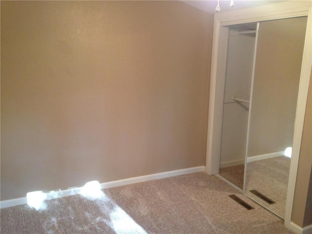 402 W CHESTNUT Street — photo 12