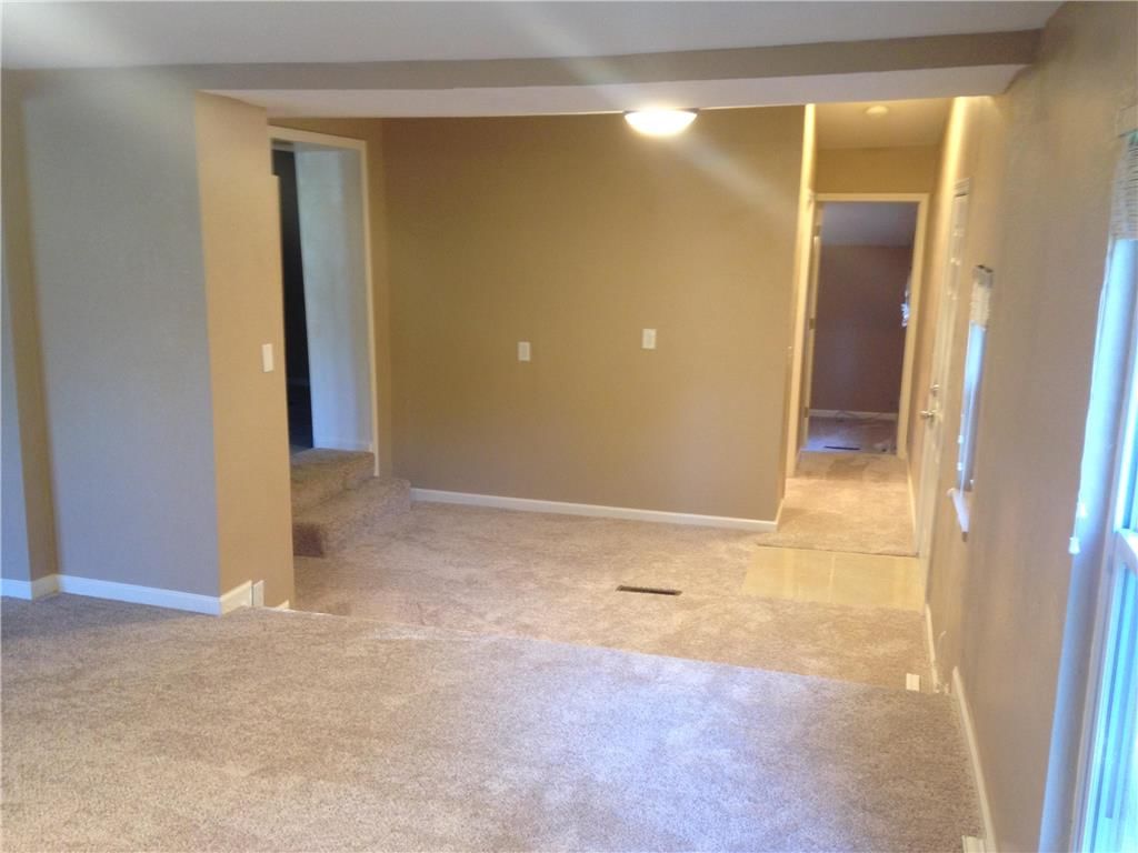 402 W CHESTNUT Street — photo 6