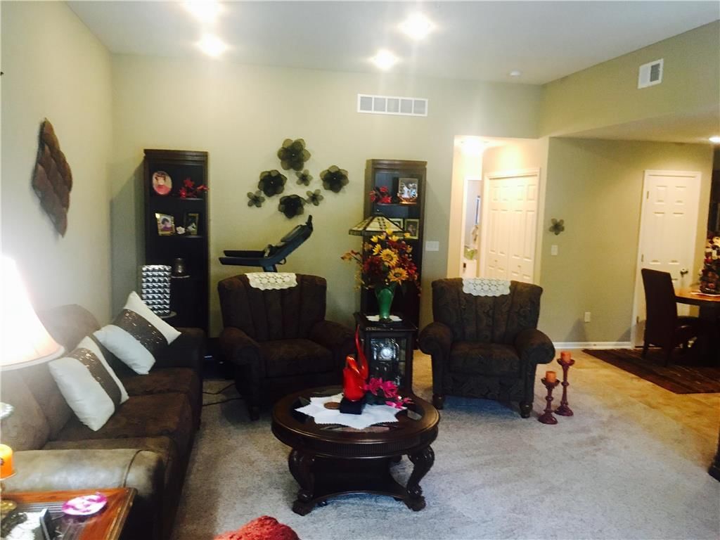 15634 Landauer Circle — photo 5