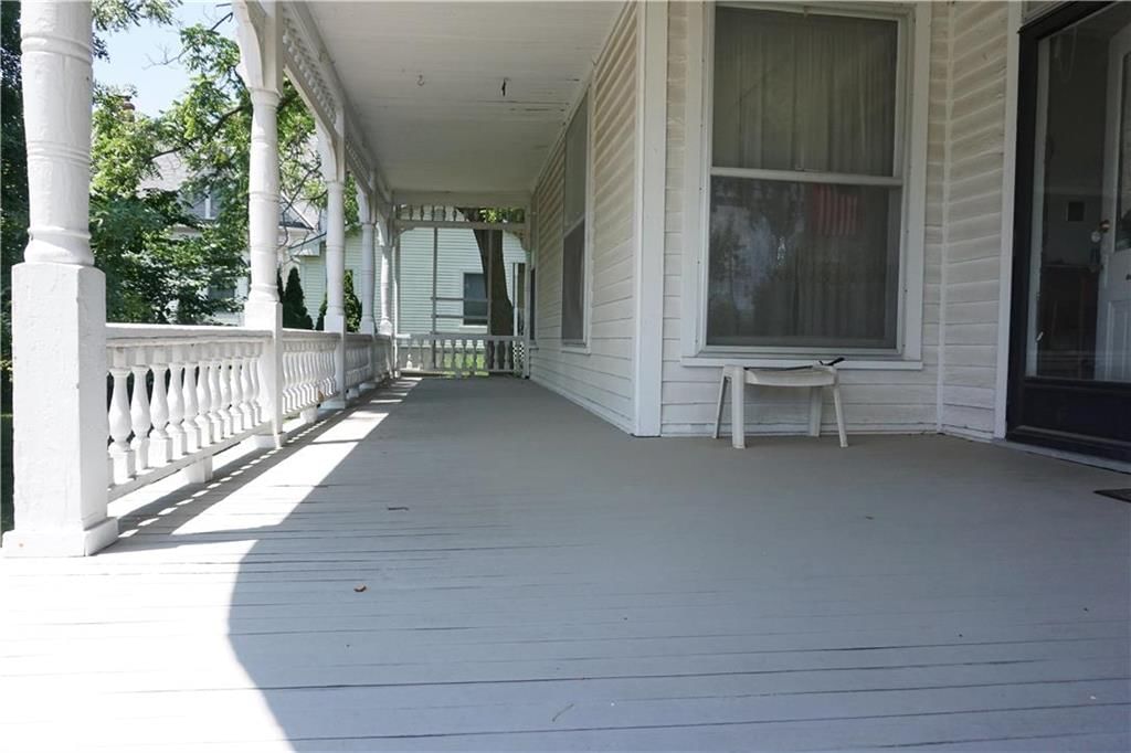 1534 E US 24 Highway — photo 2