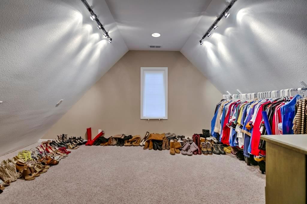 869 SW RAINTREE Drive — photo 17