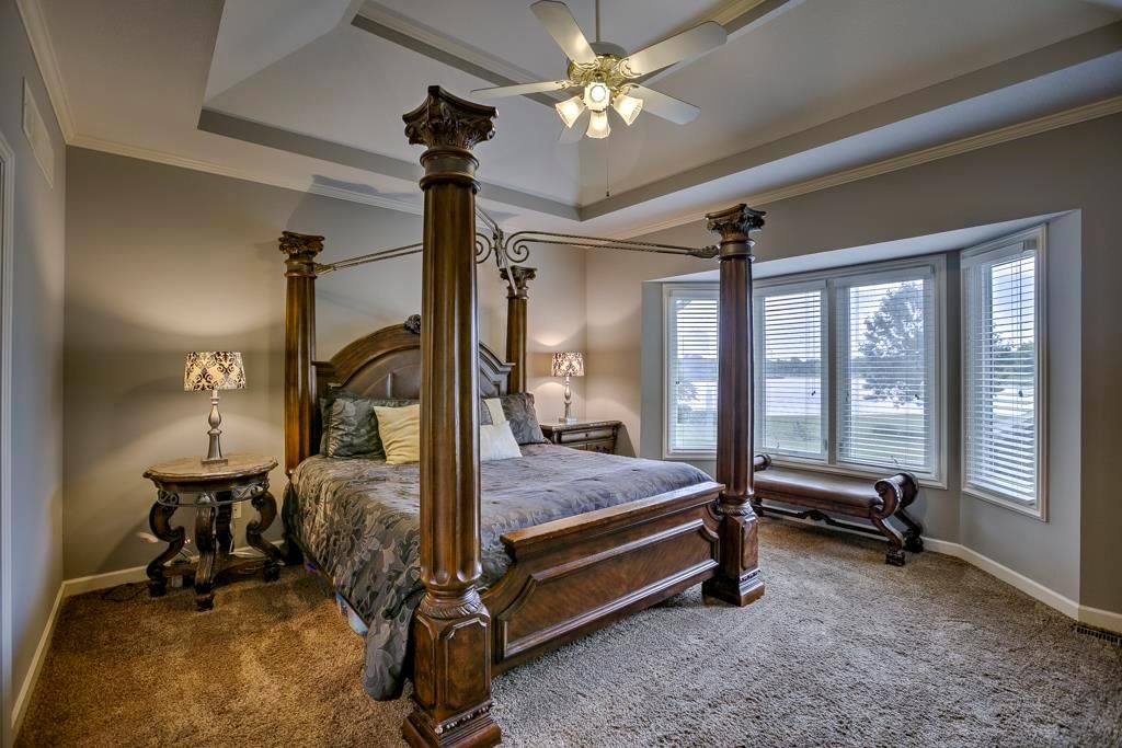 869 SW RAINTREE Drive — photo 10