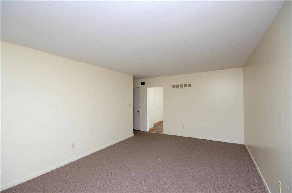 2705-7 Freeman Court — photo 5