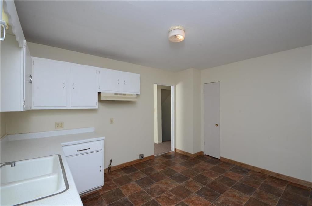 2705-7 Freeman Court — photo 9