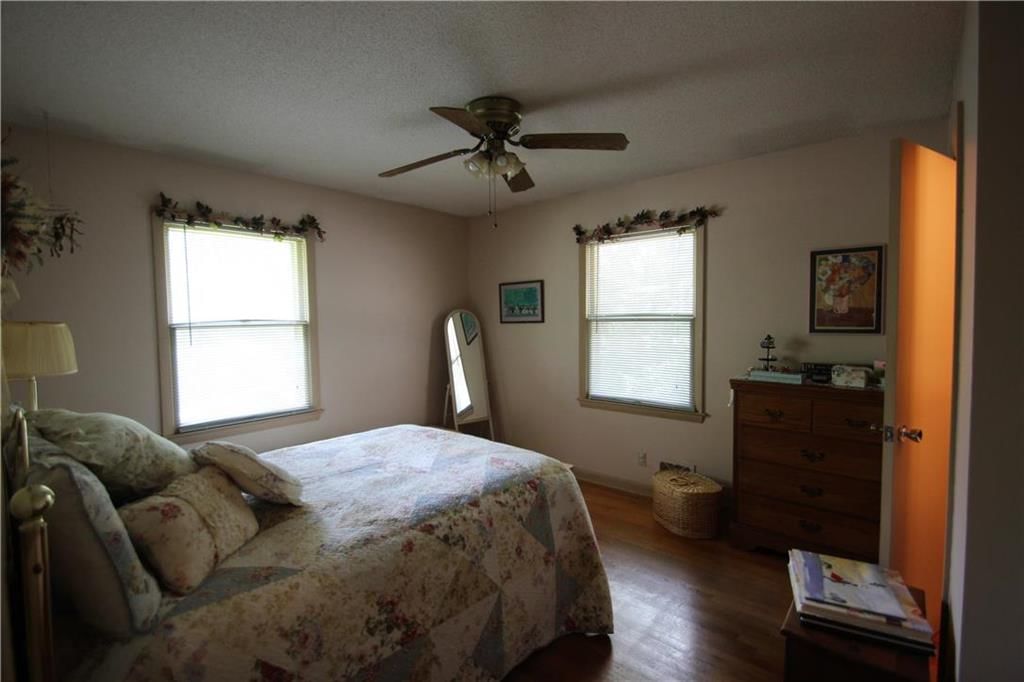 4908 Crescent Avenue — photo 11