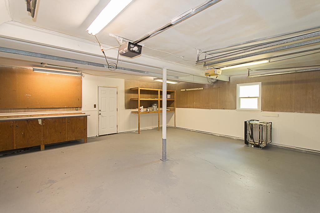 9812 W 100th Street — photo 20
