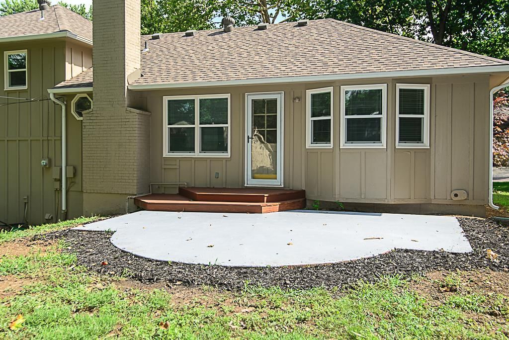 9812 W 100th Street — photo 23