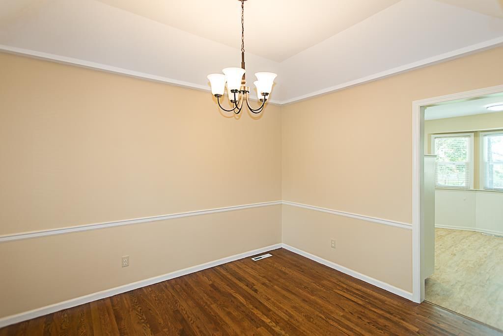 9812 W 100th Street — photo 5