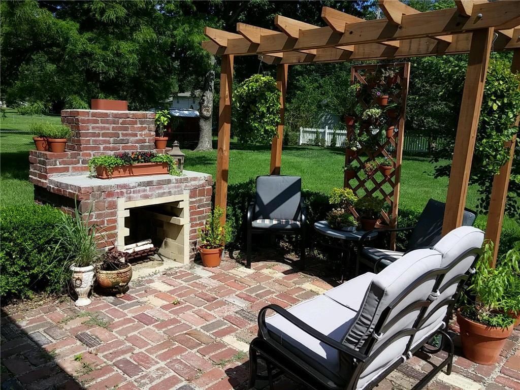626 E Shawnee Street — photo 8