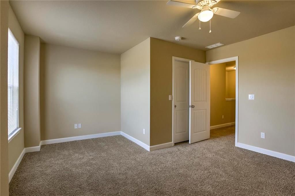 232 N Washington Street — photo 18